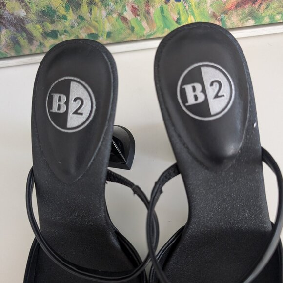 B2 - Élégante sandale noire - Grandeur 7 - - Elegant black sandal size 7 - - Picture 3 of 7